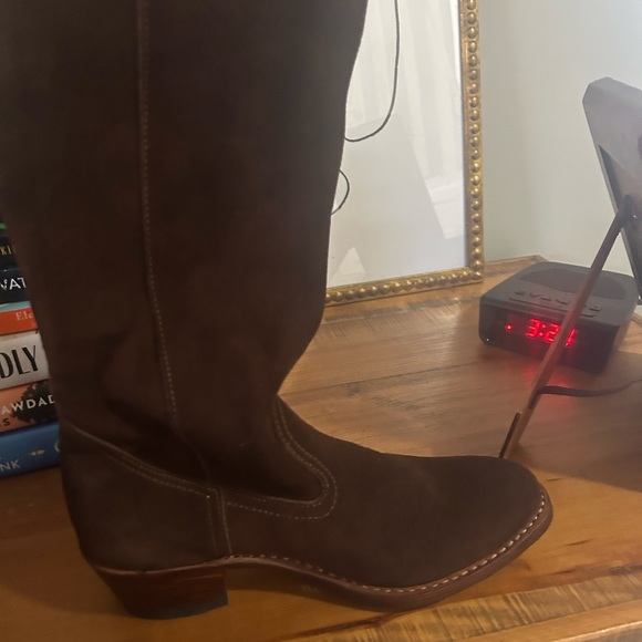 Atitlan Leather Brown Slouchy Suede Boots Size 10 NWOT - Picture 11 of 11